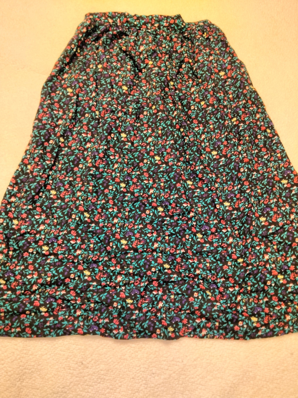 David Peet | Vintage Black Floral Midi Skirt – Versatile Everyday Style